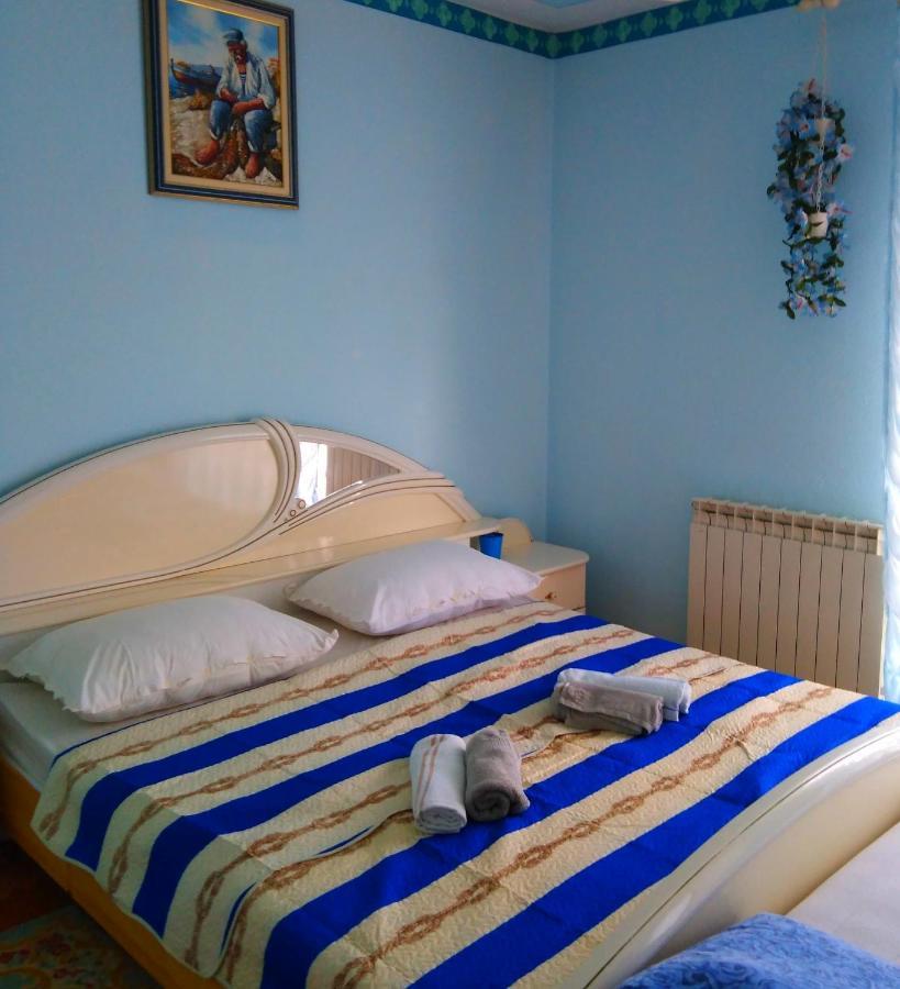 Apartments Vesna Kampor Ngoại thất bức ảnh