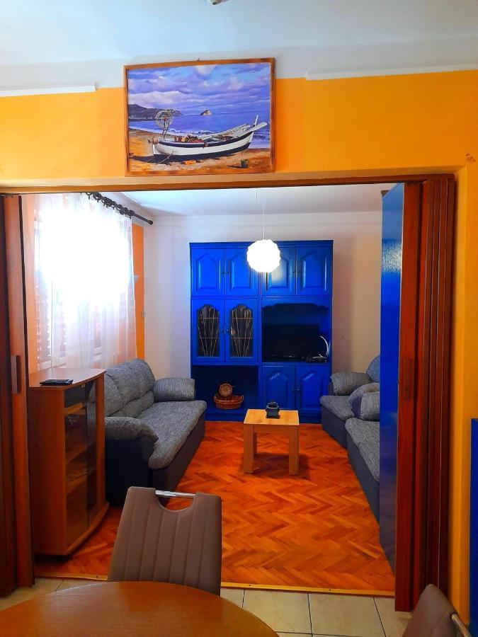 Apartments Vesna Kampor Ngoại thất bức ảnh