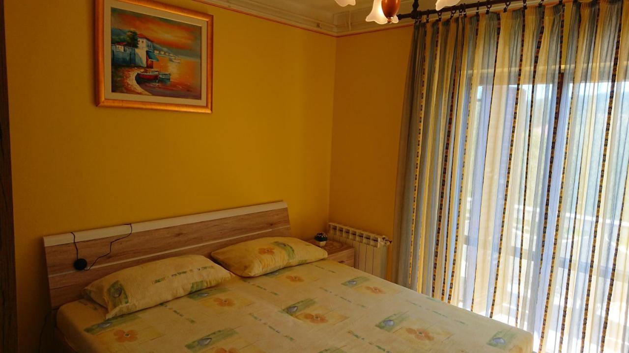 Apartments Vesna Kampor Ngoại thất bức ảnh